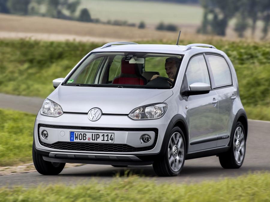  Volkswagen Cross up! 2013 года  (фото 10 из 44)